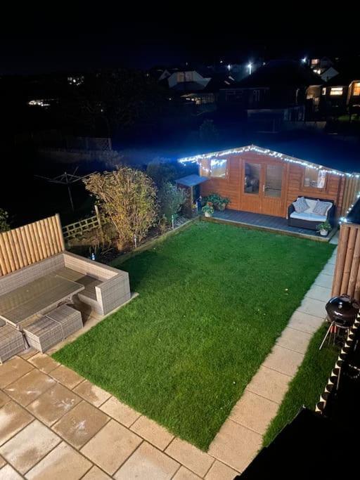 Modern 4 Bedroom House In Weymouth Sunny Corner Εξωτερικό φωτογραφία