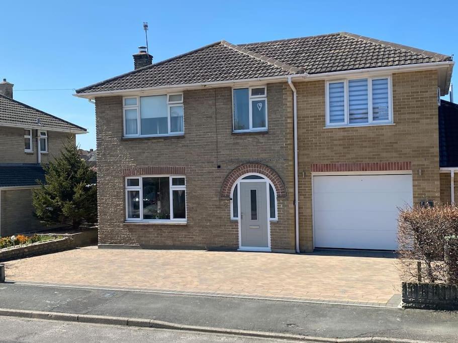 Modern 4 Bedroom House In Weymouth Sunny Corner Εξωτερικό φωτογραφία