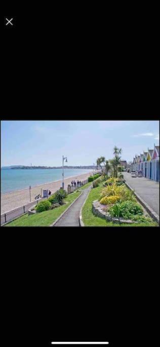 Modern 4 Bedroom House In Weymouth Sunny Corner Εξωτερικό φωτογραφία